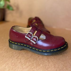 NWT | Women’s Dr. Martens Mary Jane Casual Shoe - Rouge